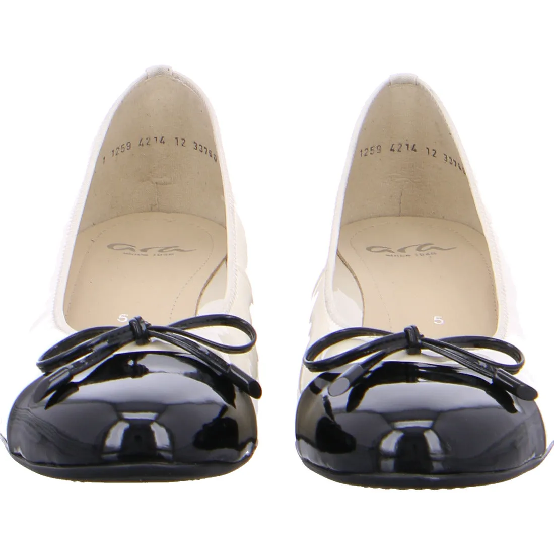 Ara Nude Black Pump