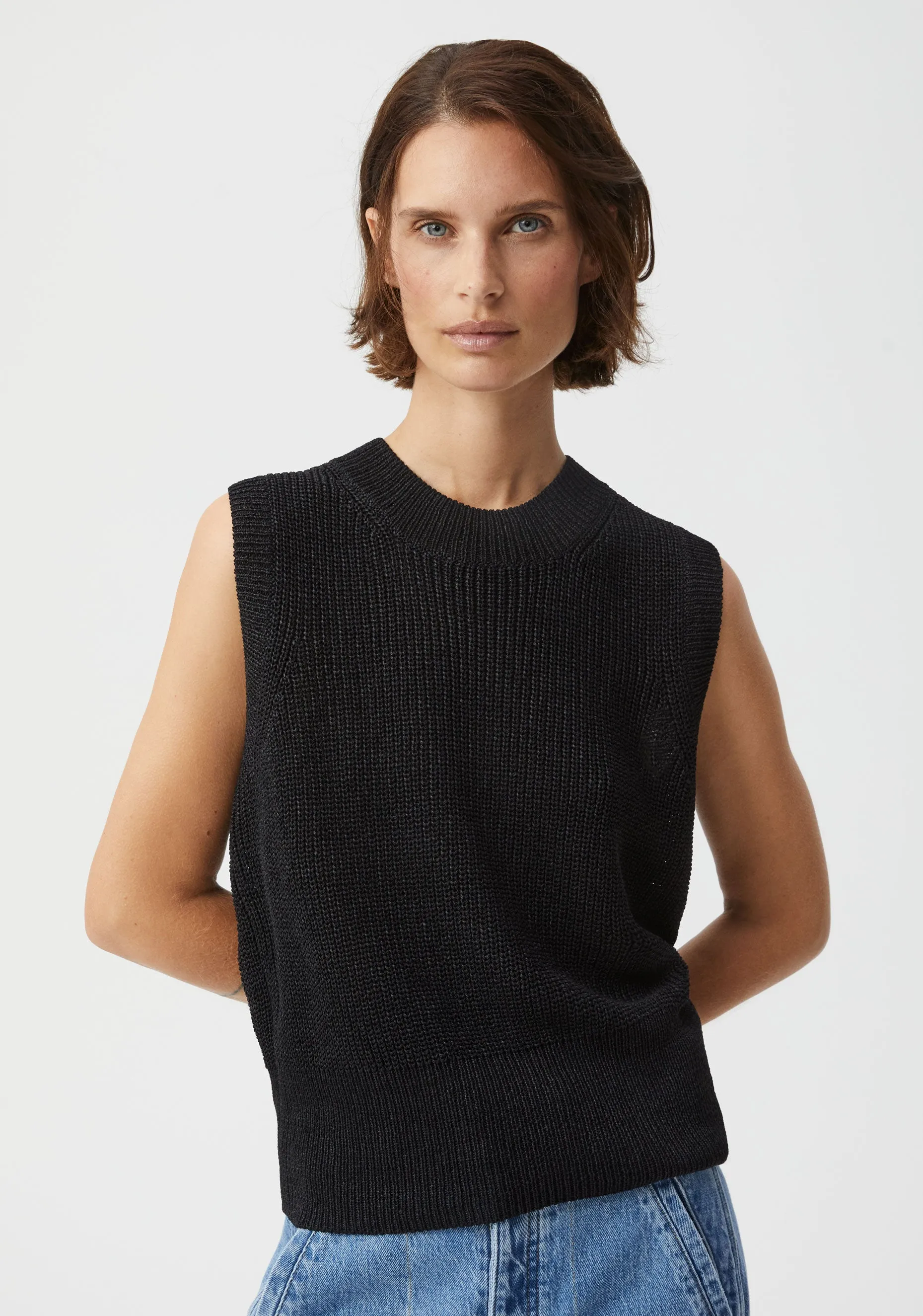 Byron Knit Vest_Black