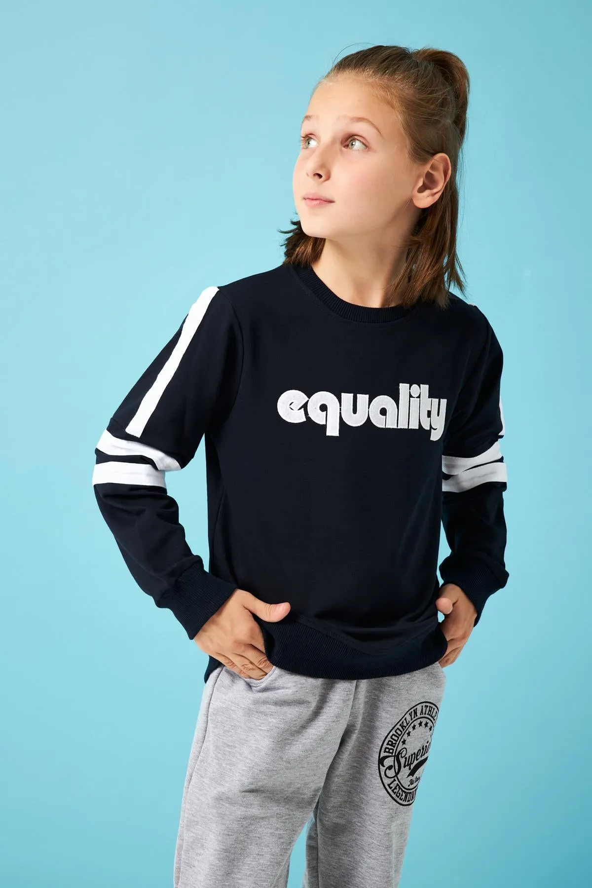 equality nakiş detayli erkek çocuk sweatshirt