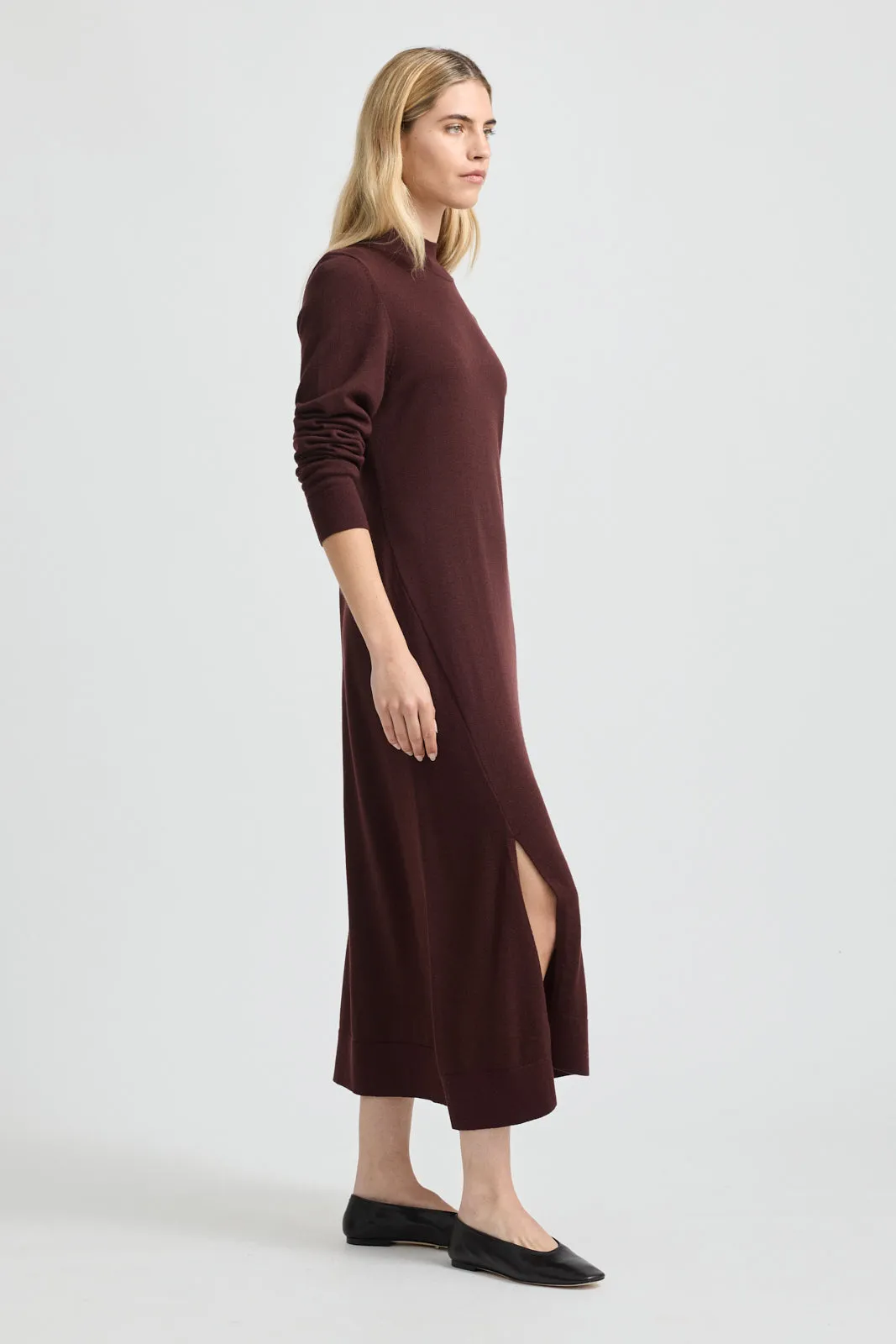 FINE FUNNEL NECK DRESS