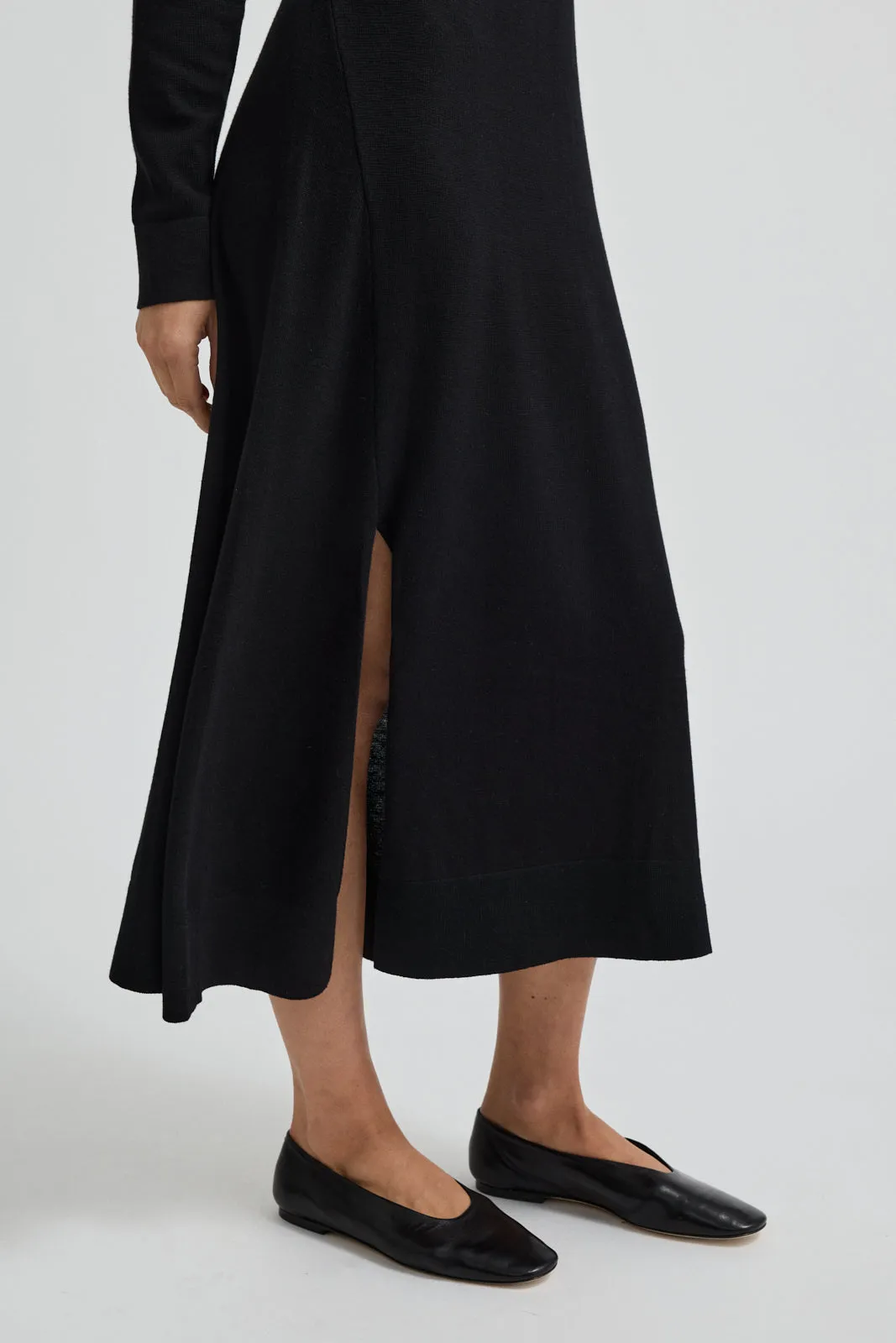 FINE FUNNEL NECK DRESS