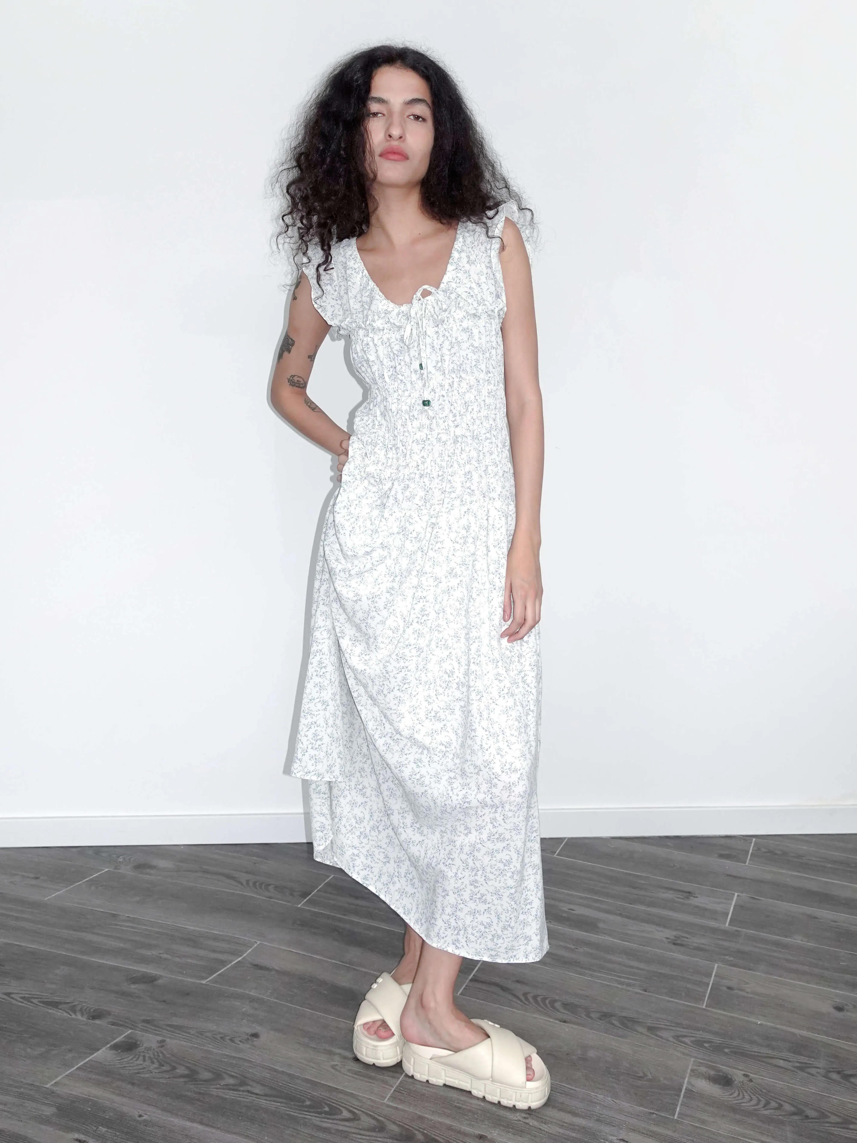 Floral Tie Sleeveless Dress
