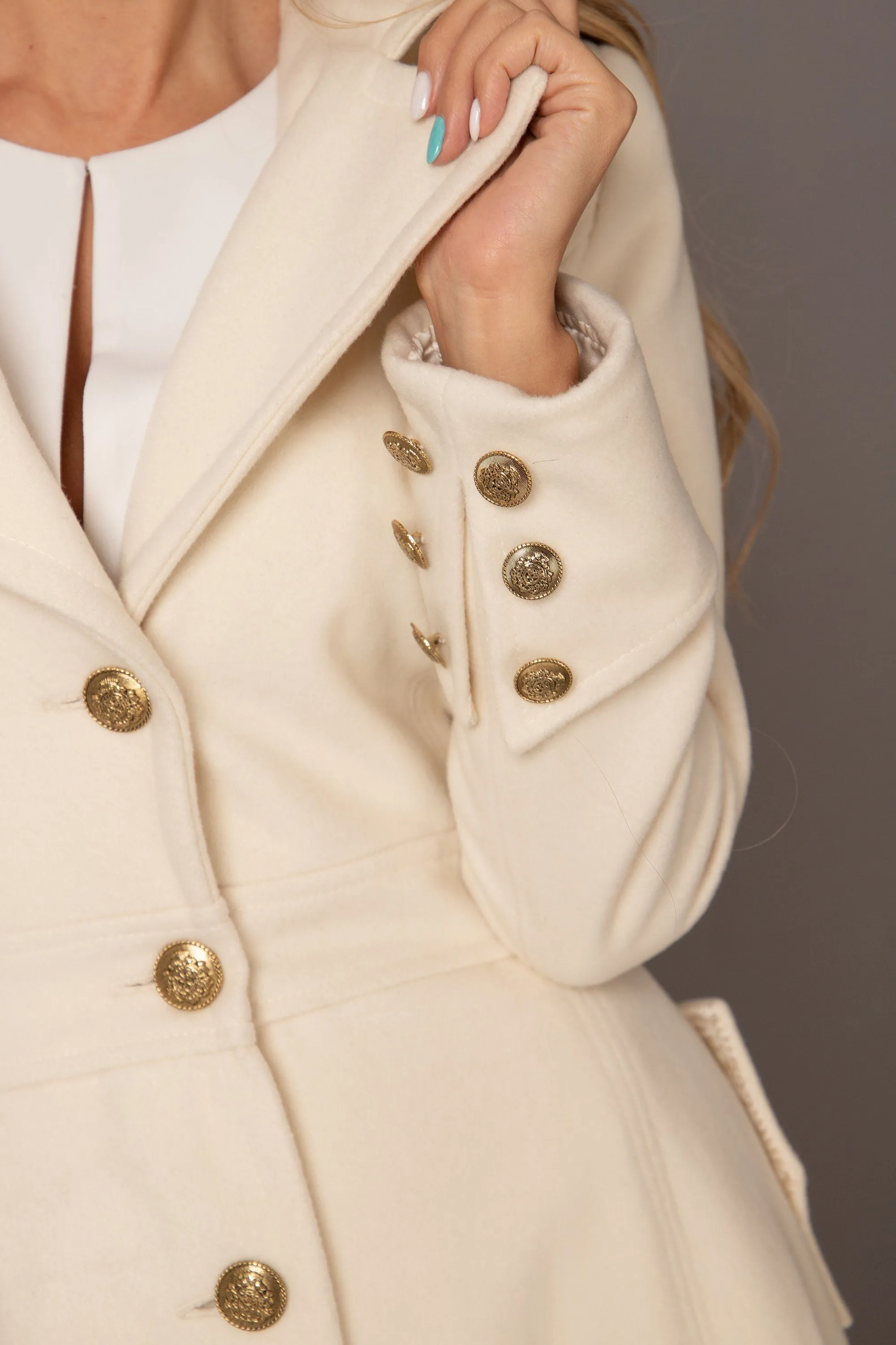FULL LENGTH CUFFED COAT