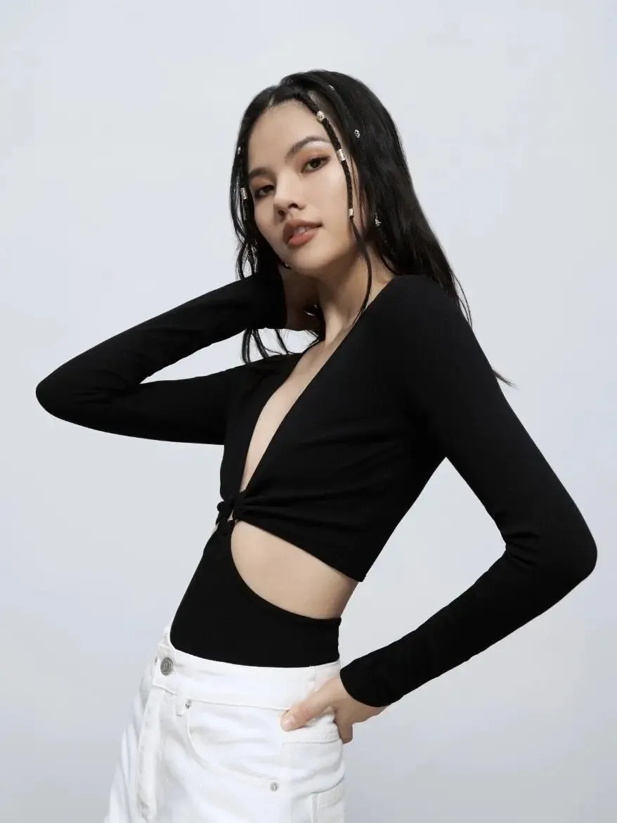 Hollow Out Knitting Sweaters For Women Deep V Neck Long Sleeve Slimming Casual Chic Sweater Female 2023 C-244