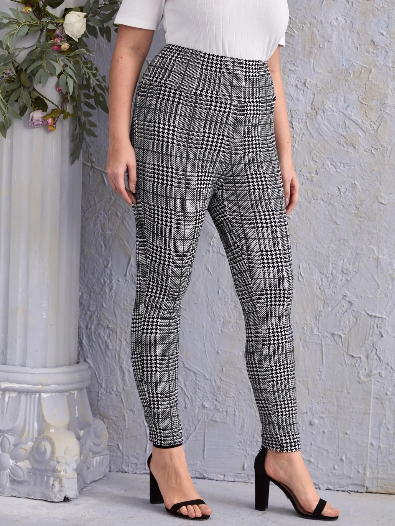 Houndstooth Long Plus Size Leggings