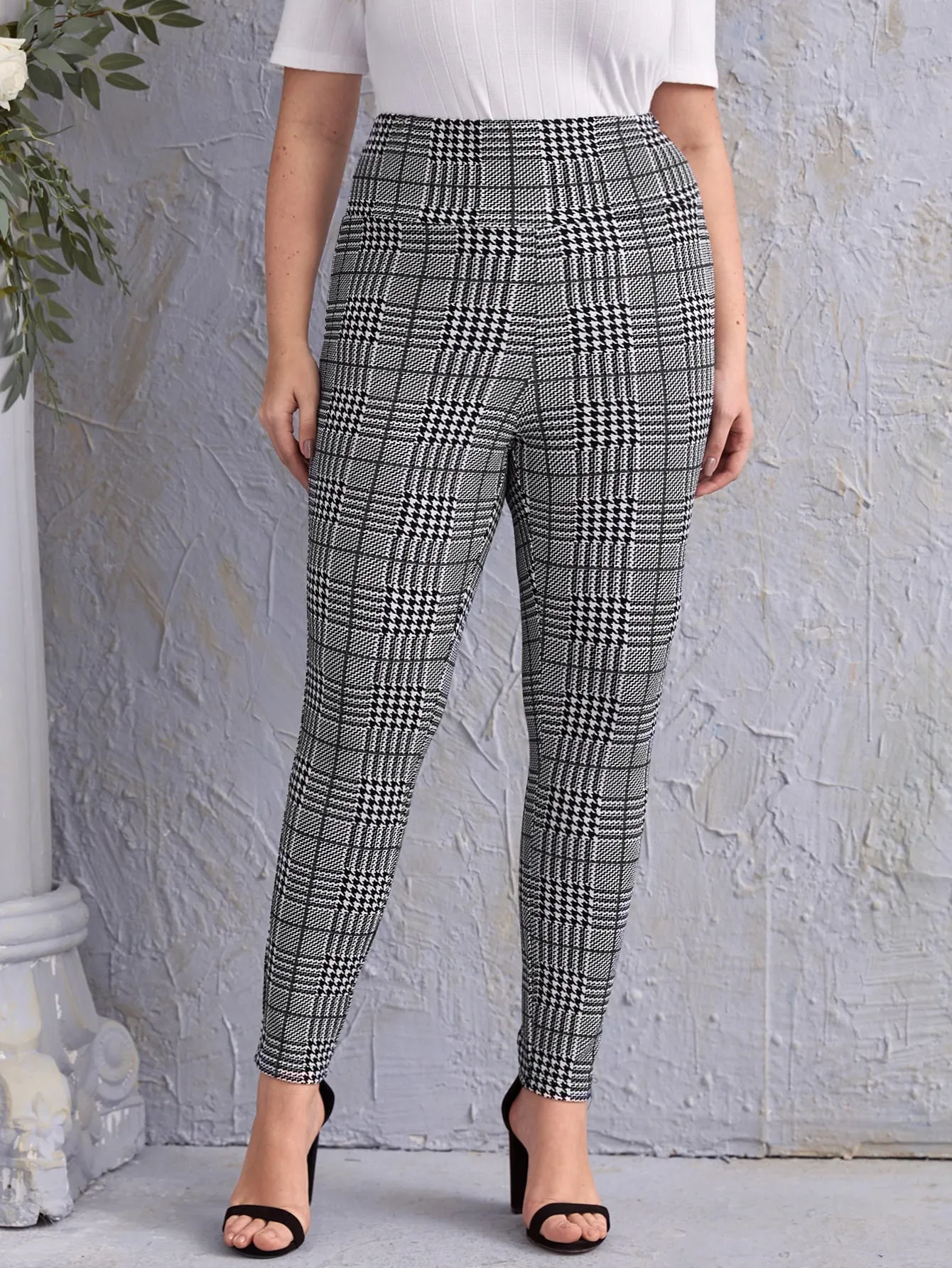 Houndstooth Long Plus Size Leggings