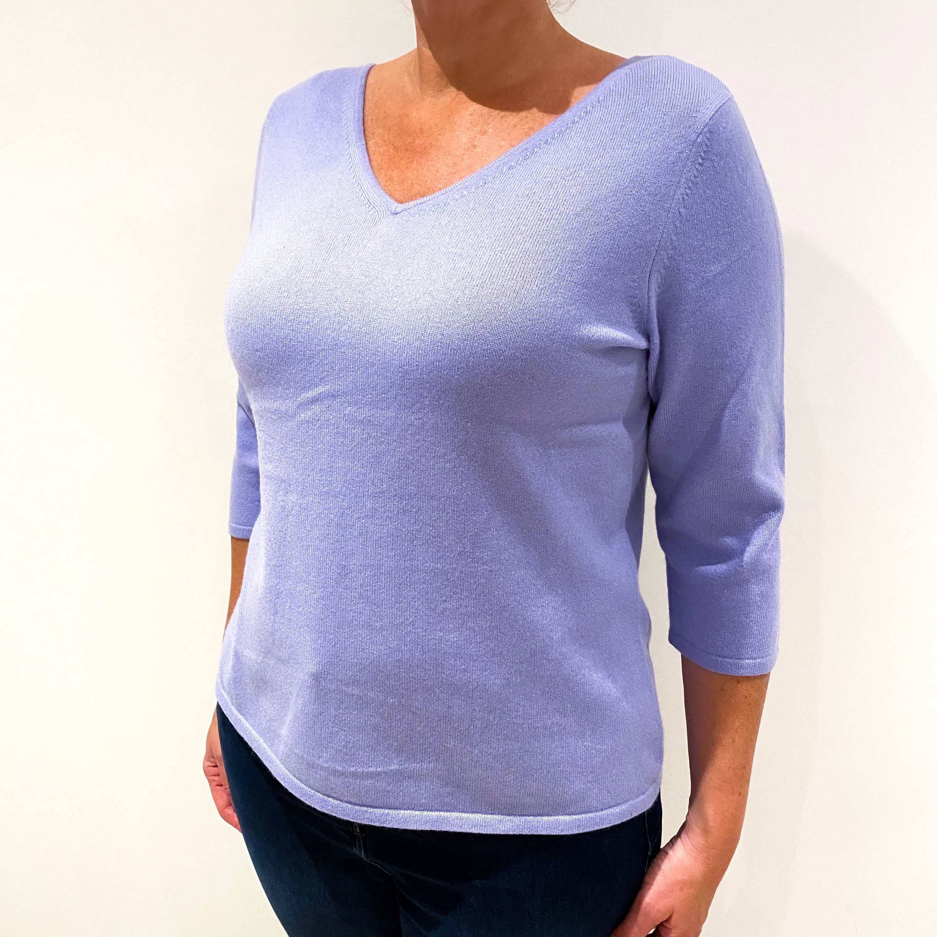 Lavender 3/4 Sleeved Cashmere V-Neck Jumper Large