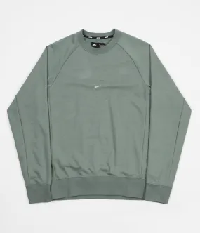Nike SB Dry Everett Crewneck Sweatshirt - Clay Green / White