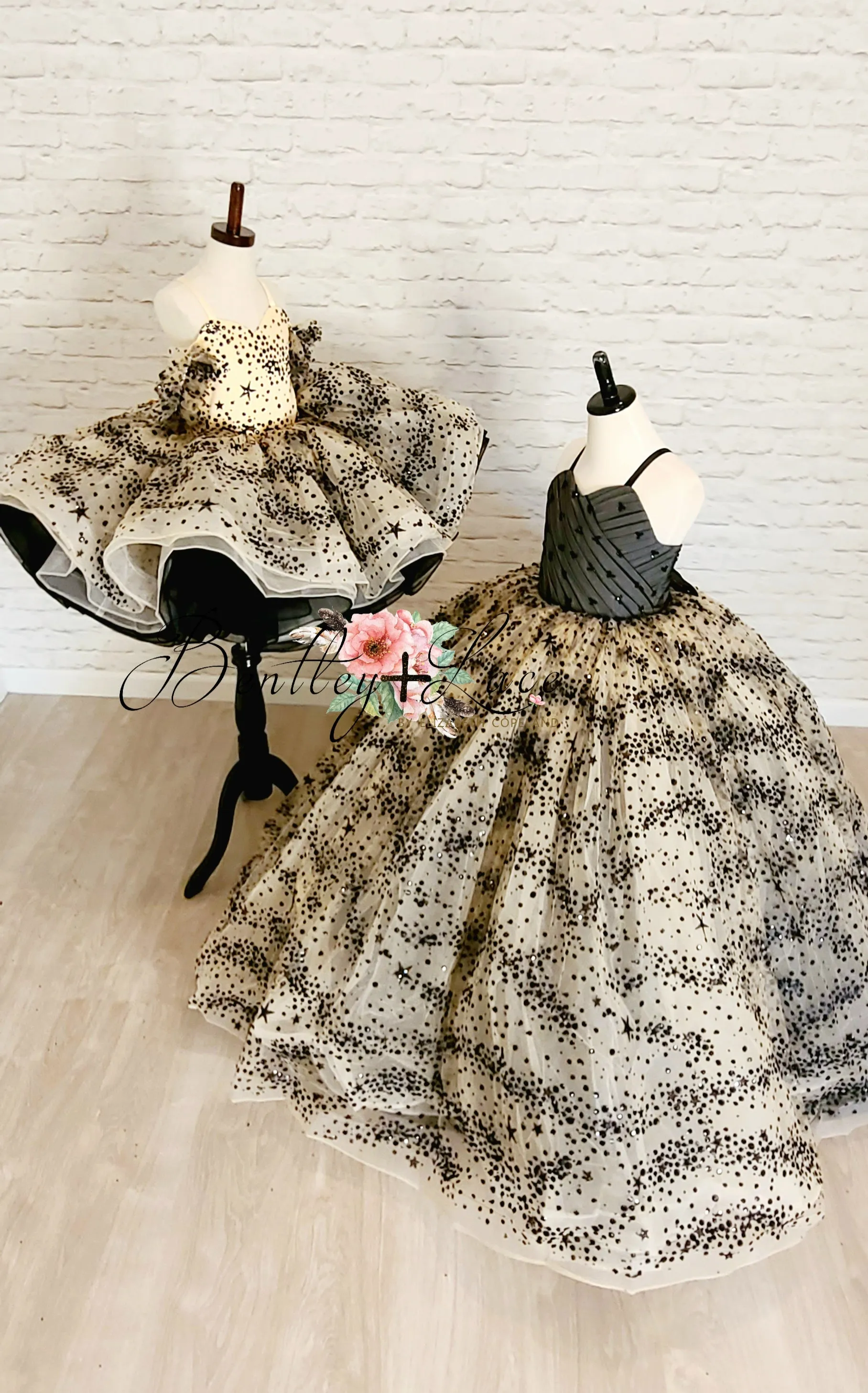 "Starry Eyes" Petal Length Dress black (5 Year - Petite 7 Year)