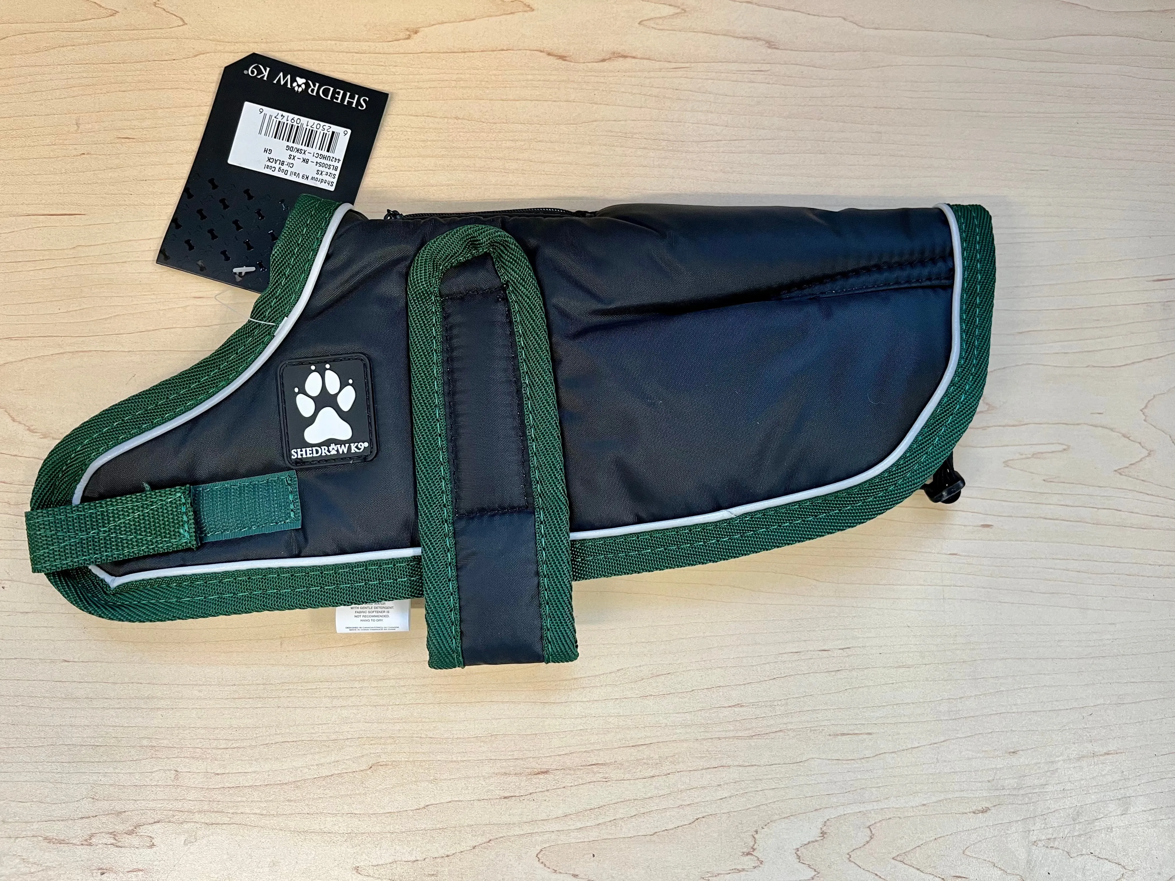 Shedrow K9 Vail Dog Coat Black with Smoke Pine Trim (EXTRA 50% OFF AT CHECKOUT)