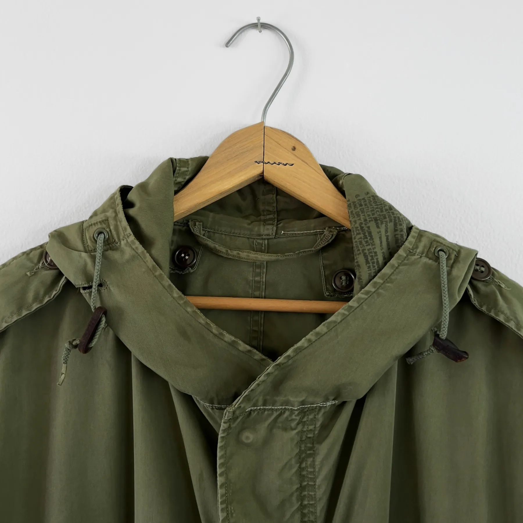 Vintage 1950s U.S. Army M-1951 Hooded Fishtail Parka Shell Jacket