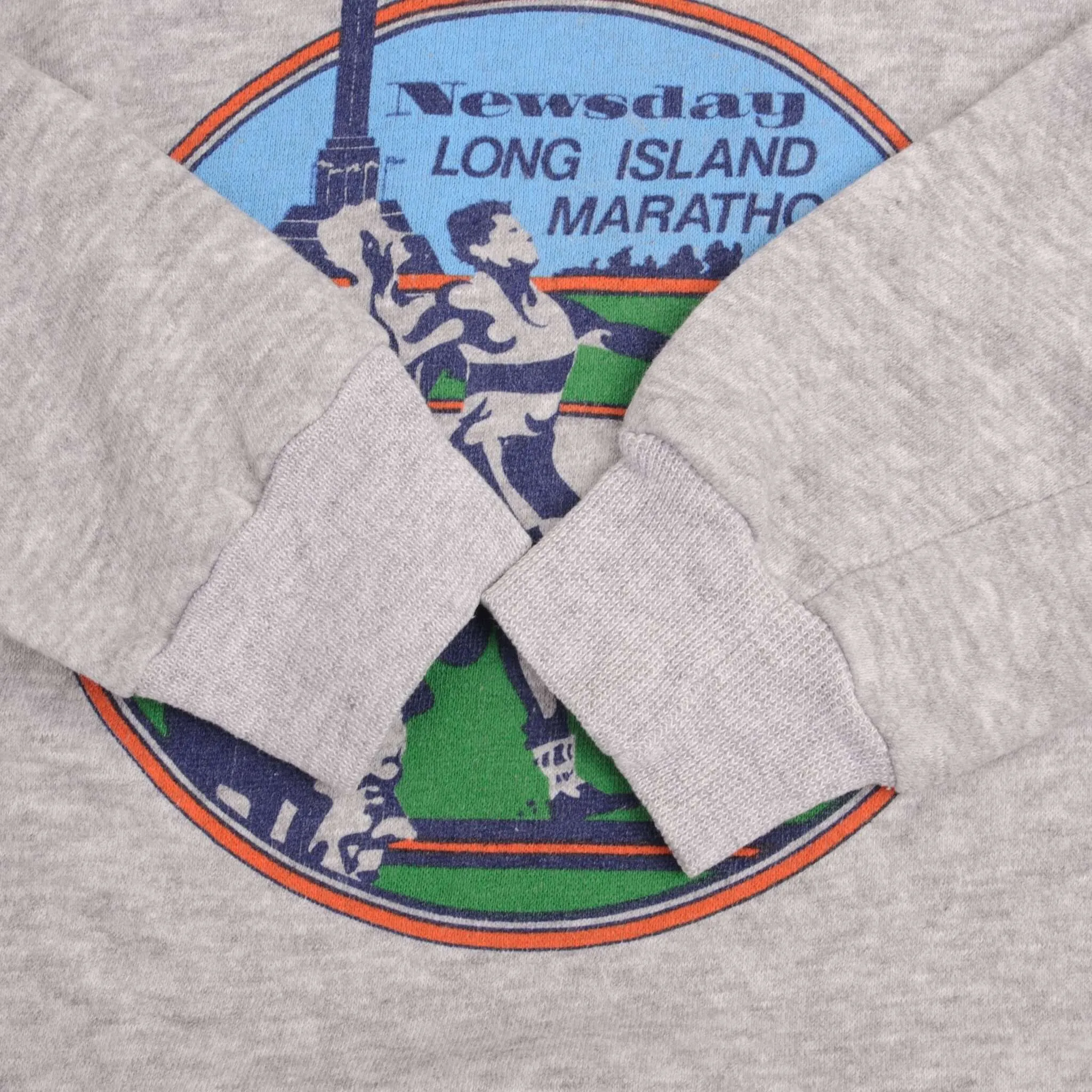 VINTAGE NEWSDAY LONG ISLAND MARATHON 1980S SWEATSHIRT SIZE LARGE