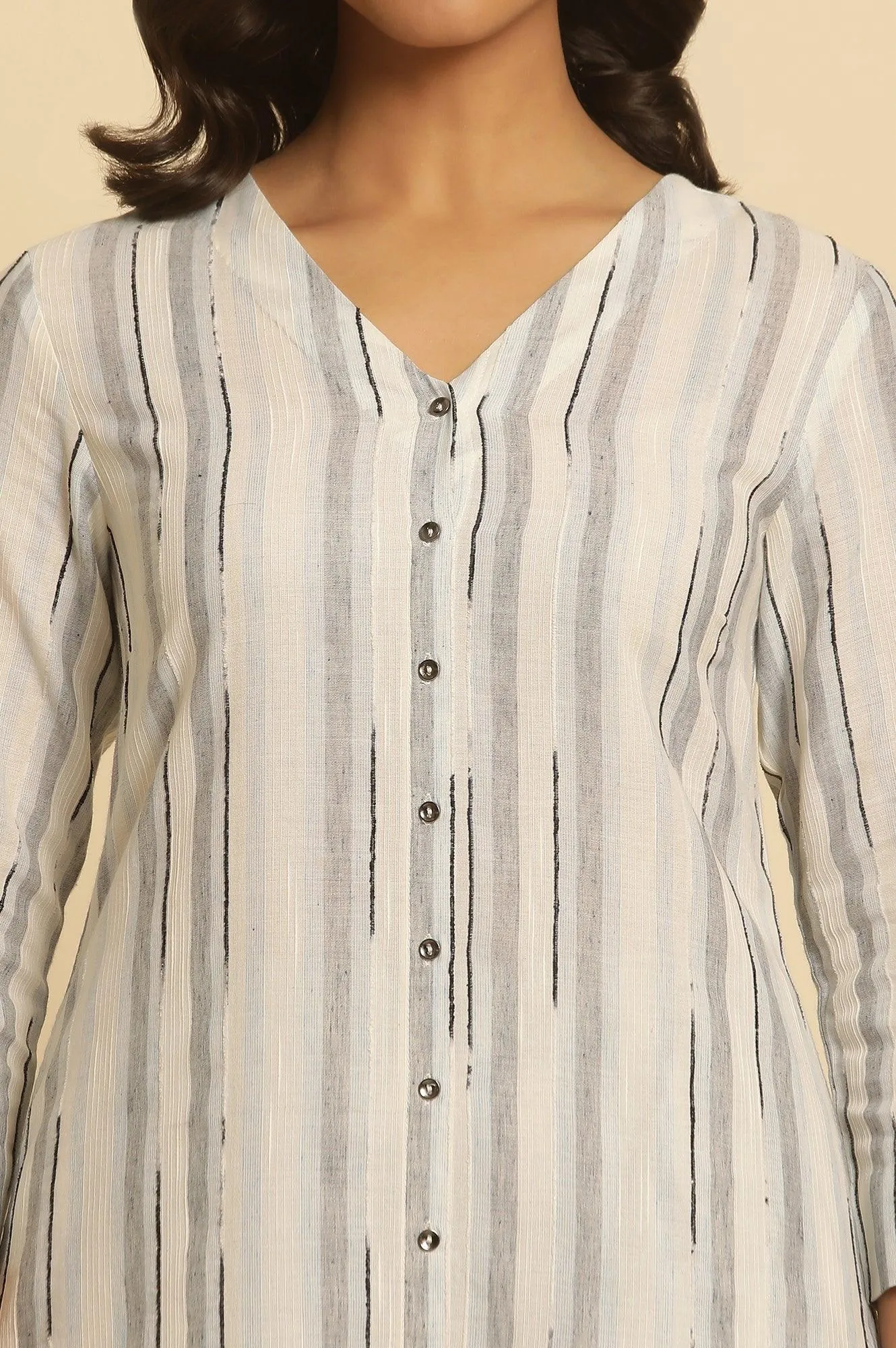 White Cotton Printed Kurta And Pants Set