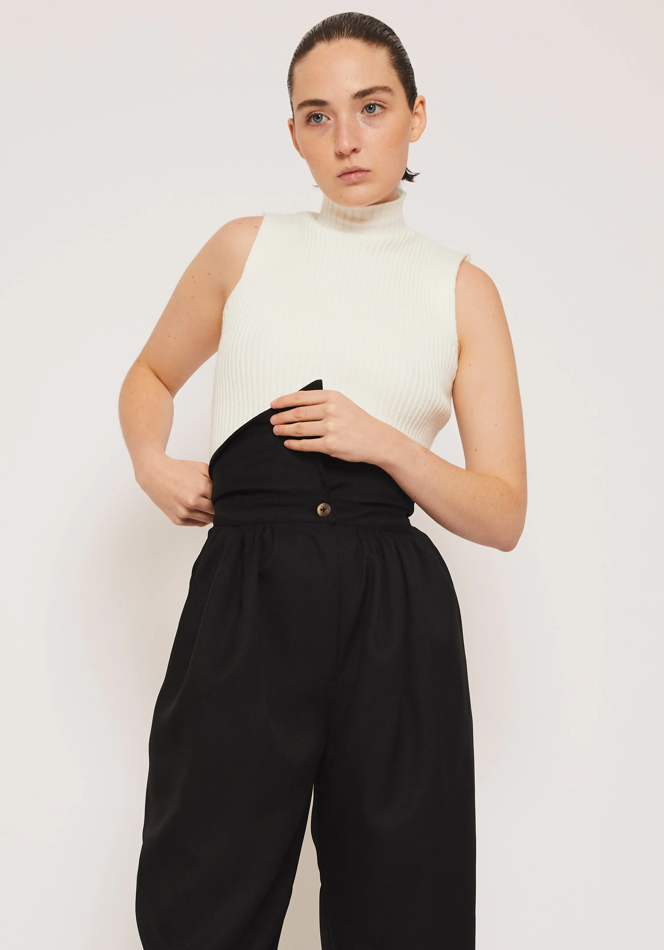 Wrinkle Free Retro Style Pants- Black