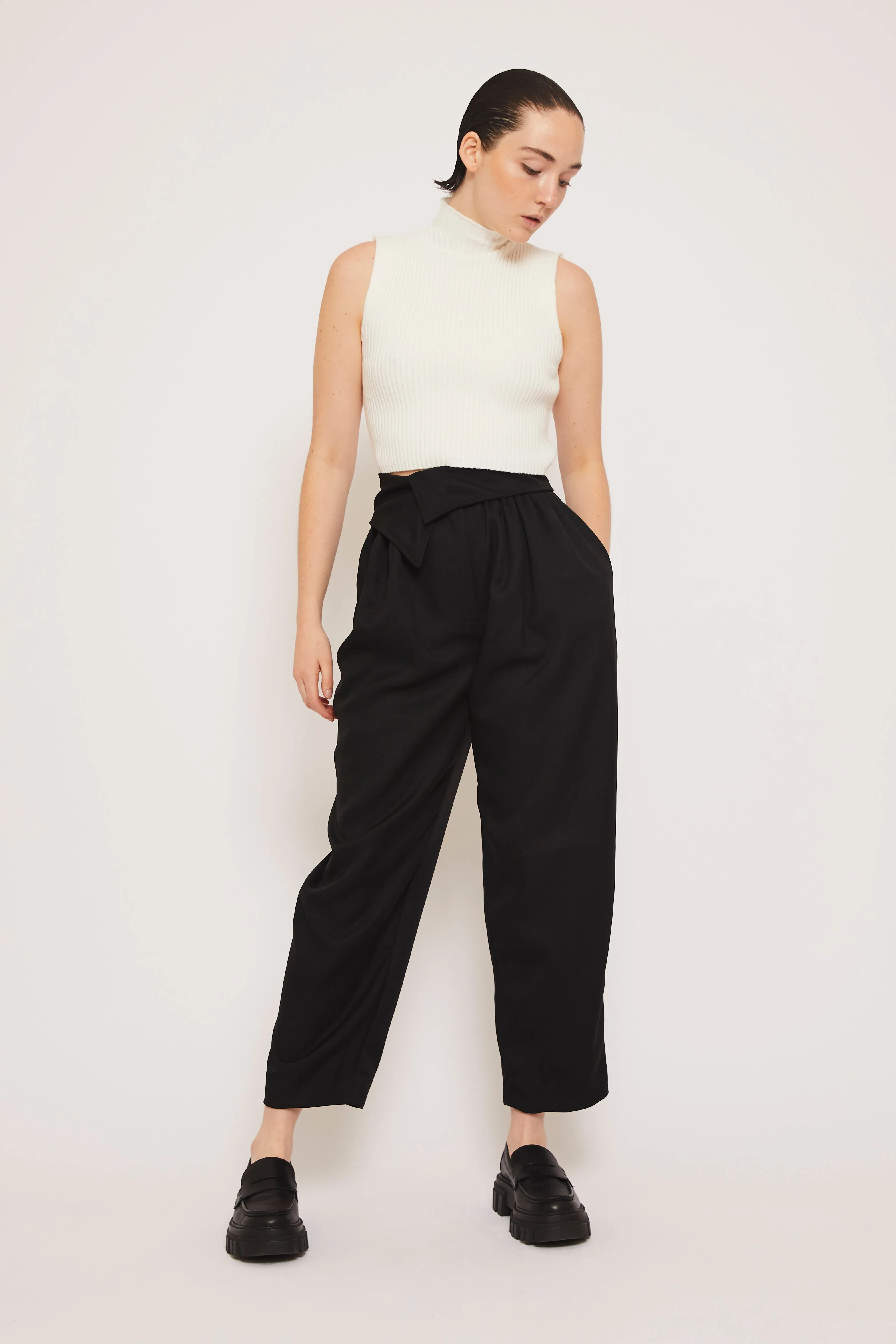Wrinkle Free Retro Style Pants- Black